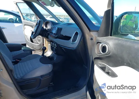 2014 Fiat 500L Easy из США, поврежденный, VIN ZFBCFABH2EZ027128